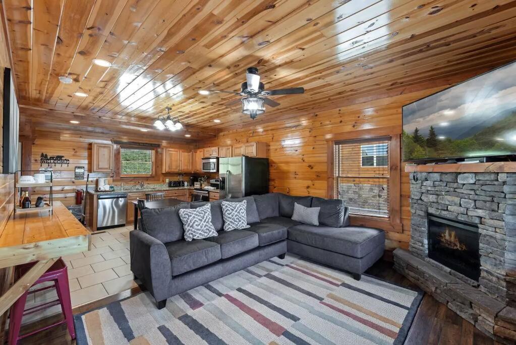Heated Pool Hot Tub Game Room Mountain Views Sevierville Ngoại thất bức ảnh